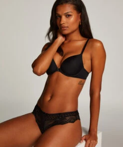 Brazilian Tonia - Zwart